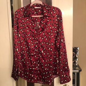 Top med black burgundy n white never worn no tags